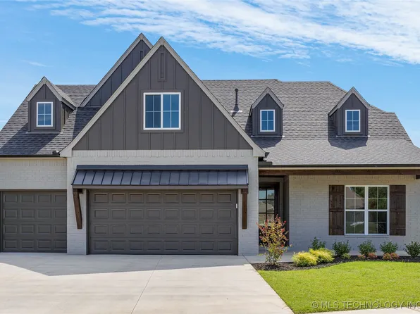 2068 E 136th St, Bixby, OK 74008