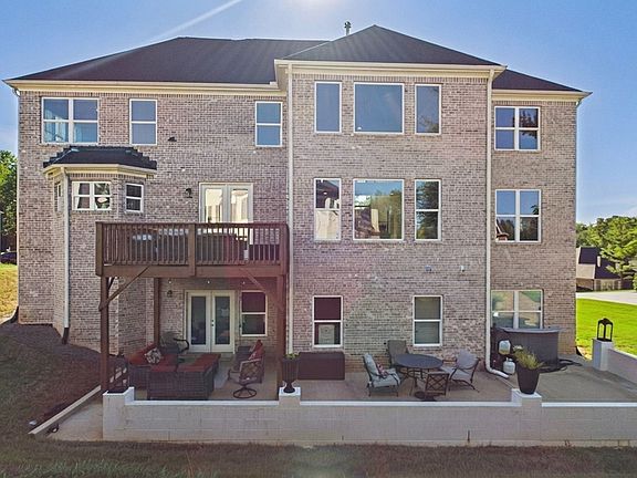5th image of 4604 Mossey Dr