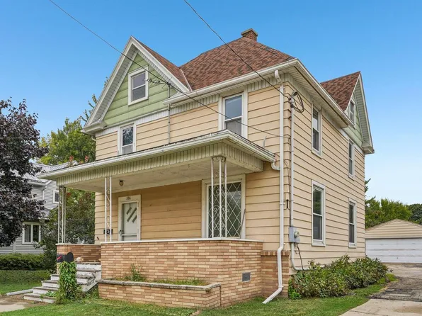 106 West Burnett STREET, Beaver Dam, WI 53916