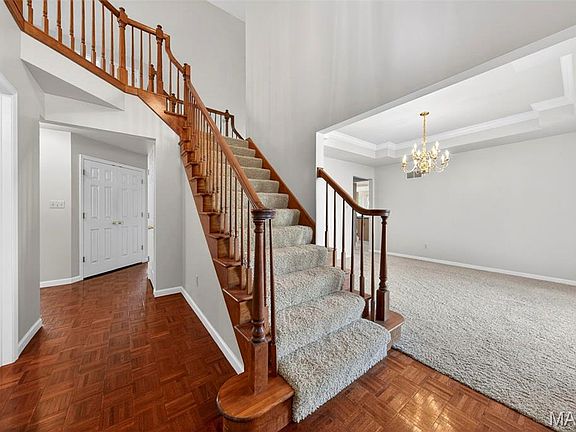 4th image of 1102 Mosswoods Ct