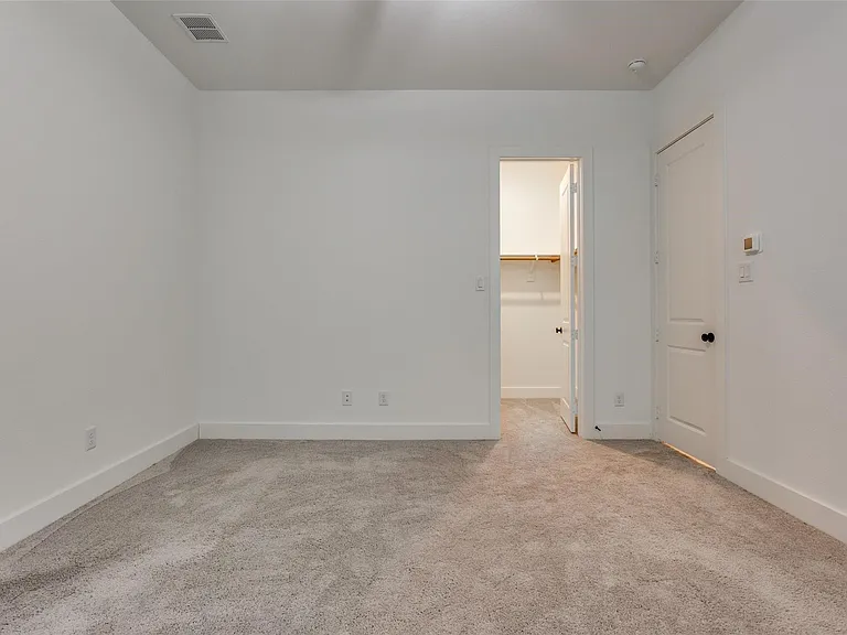 5411 Grand Ave — Photo 15