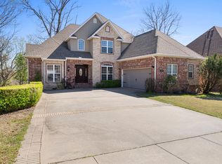 3902 NE Cadbury Ave, Bentonville, AR 72712