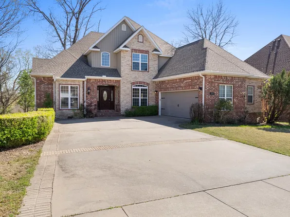 3902 NE Cadbury Ave, Bentonville, AR 72712