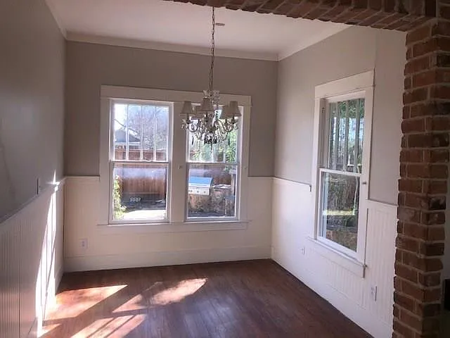 607 W Hunt St — Photo 14