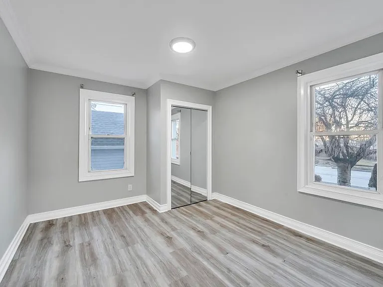 220 Grand Ave #1 — Photo 13