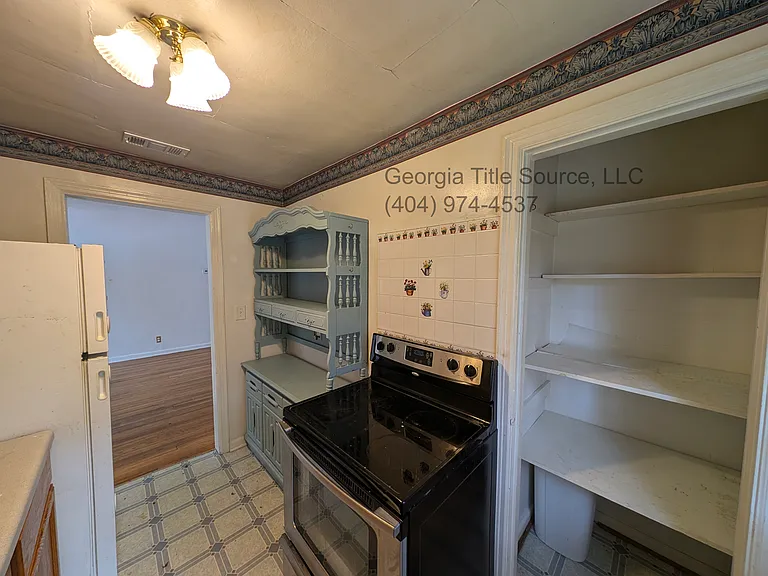 227 Garden Ln #C — Photo 4