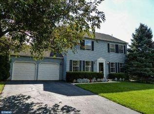 917 Van Sant Ln, Ambler, PA 19002