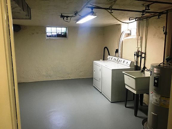 Private Laundry & Storage