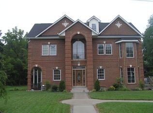 4608 Randolph Dr, Annandale, VA 22003