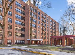 7534 Bell Blvd APT LD, Bayside, NY 11364