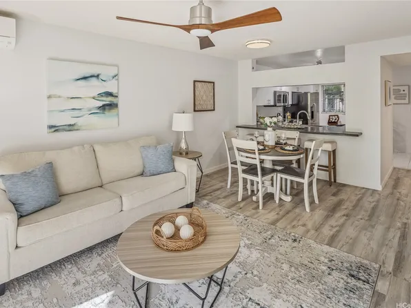 3075 Ala Poha Pl APT 110, Honolulu, HI 96818