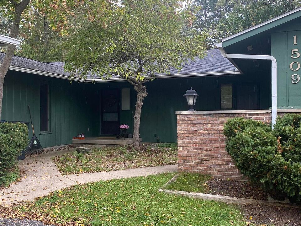 1st image of 1507-1509 Cambria Dr