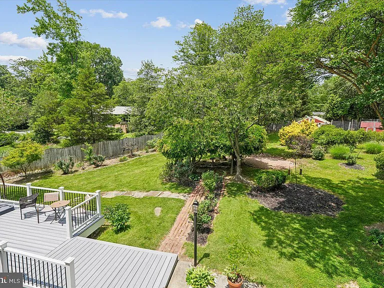 1305 Key Dr — Photo 4