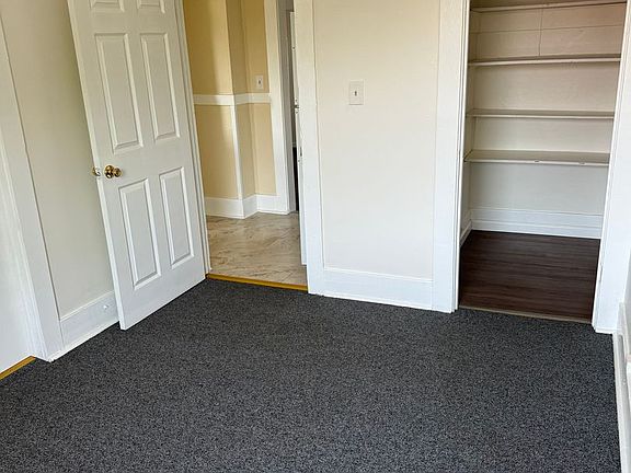 3rd image of 1832 S Bonnie Brae St #1834-1/2