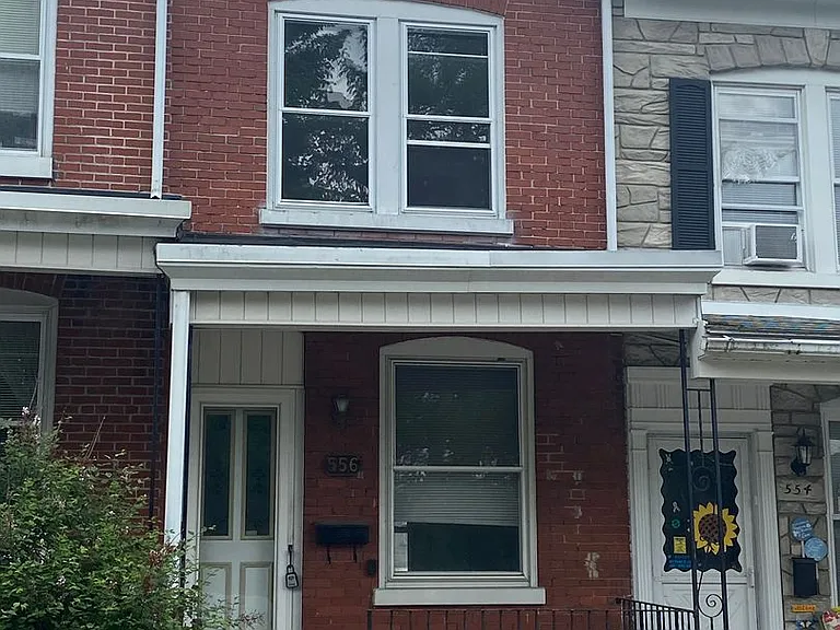556 S 18 1/2 St — Photo 1