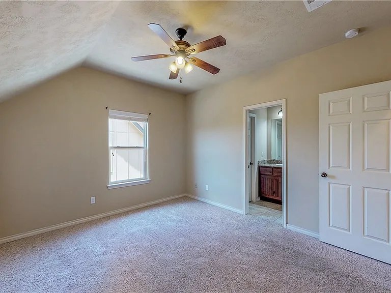 3416 Cullen Trl #A — Photo 25