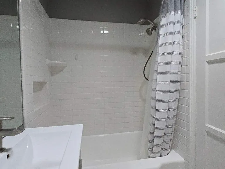 453 S Carmelo Ave — Photo 13