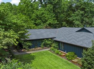 11785 Mountain Laurel Dr, Roswell, GA 30075
