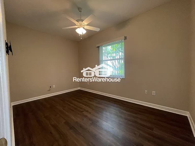 8946 Province St — Photo 11