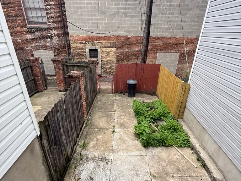 923 Ramsay St #B — Photo 6