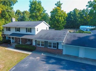 1227 Fitzpatrick Rd, Auburn, NY 13021