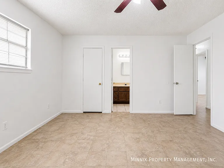 7306 Avenue W #B — Photo 19
