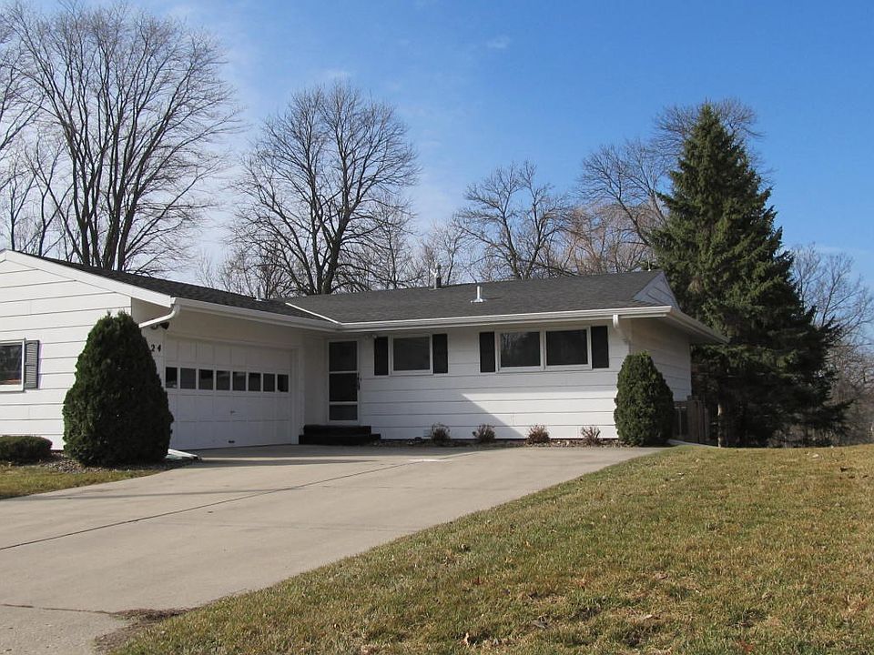 927 RING AVE