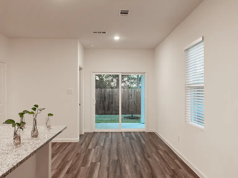 4407 Silverweed Ln — Photo 35