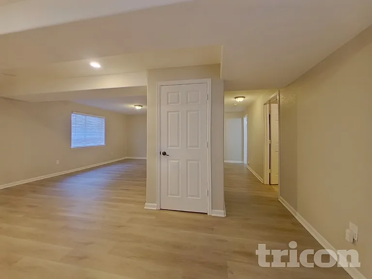 385 Longspur Dr — Photo 19