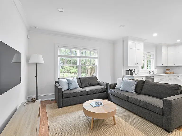 20 Pleasant Ln — Photo 12