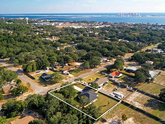 2nd image of 2031 Avenida De Sol