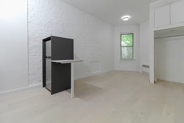 Rented by Maz Group NY | media 27