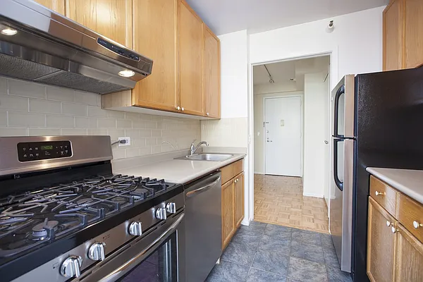 Rented by Modern Spaces | media 19