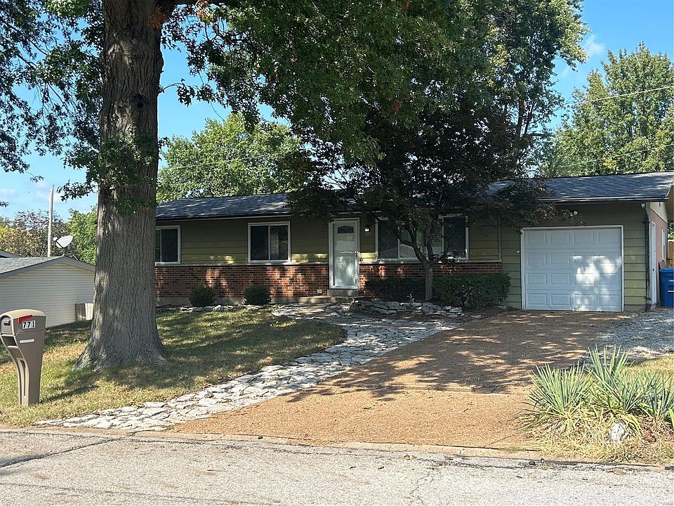1st image of 771 Woodward Dr