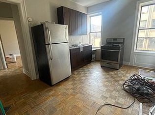 732 E 21st St #3L, Brooklyn, NY 11210