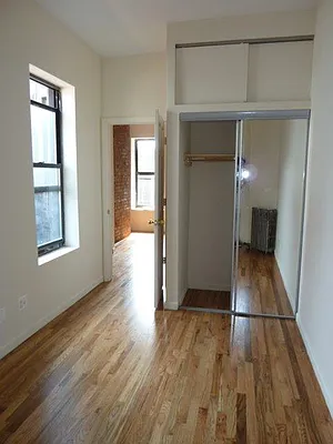 Rented by Chartwell Manhattan Realty | media 13