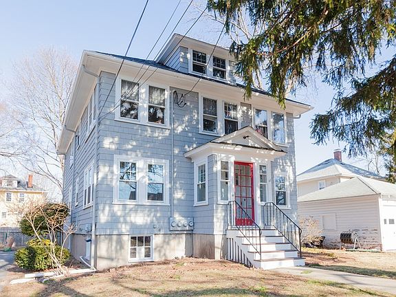 2nd image of 12 Charles St #12