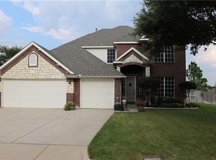 332 Hillcrest Dr, Hurst, TX 76053