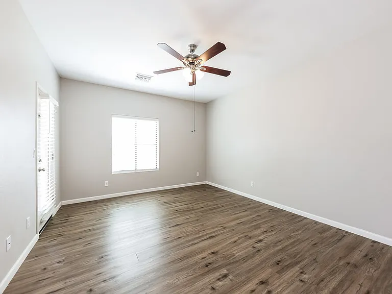 18777 N 43rd Ave #40 — Photo 10