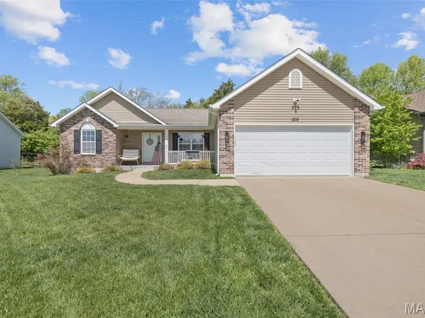 1219 Woodside Dr, Arnold, MO 63010