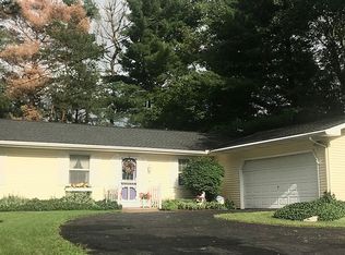 427 S Moorland Dr, Battle Creek, MI 49015