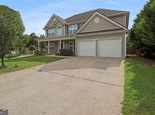 251 Millstone Dr, Hampton, GA 30228