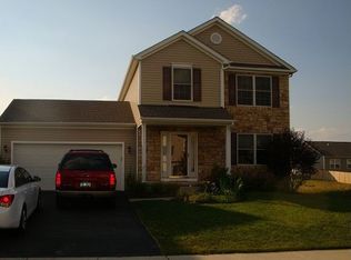 3838 Powder Ridge Rd, Grove City, OH 43123