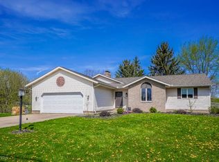 5291 Francesca St NE, Louisville, OH 44641