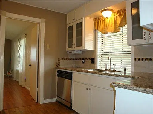 4 bed, 1859 sqft, $3,200 — Photo 4