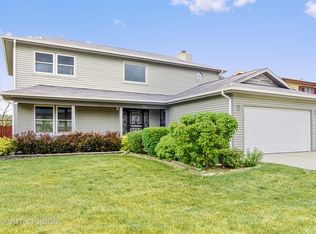 721 Eastchester Rd, Wheeling, IL 60090