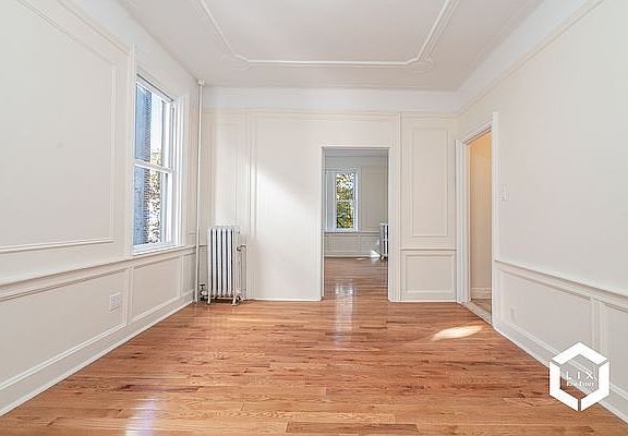 4th image of 1166 Rogers Ave APT 2