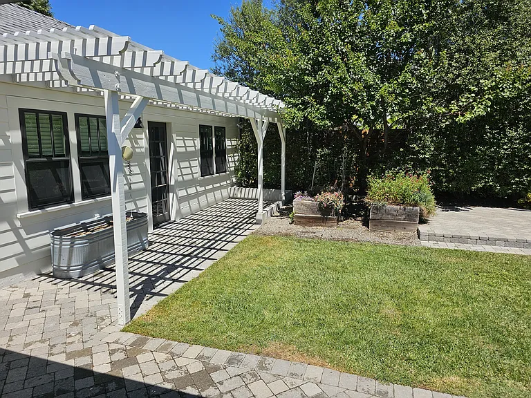 1636 Garden St — Photo 39