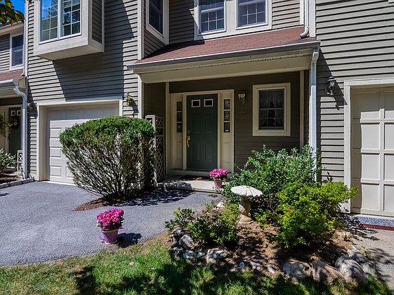 5th image of 503 Kensington Way