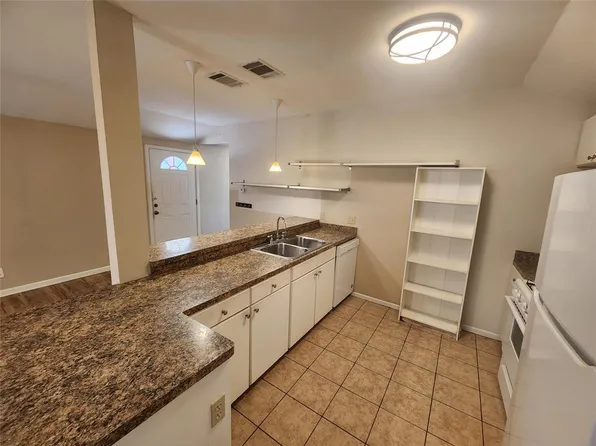 608 1/2 Genard St #608A, Austin, TX 78751